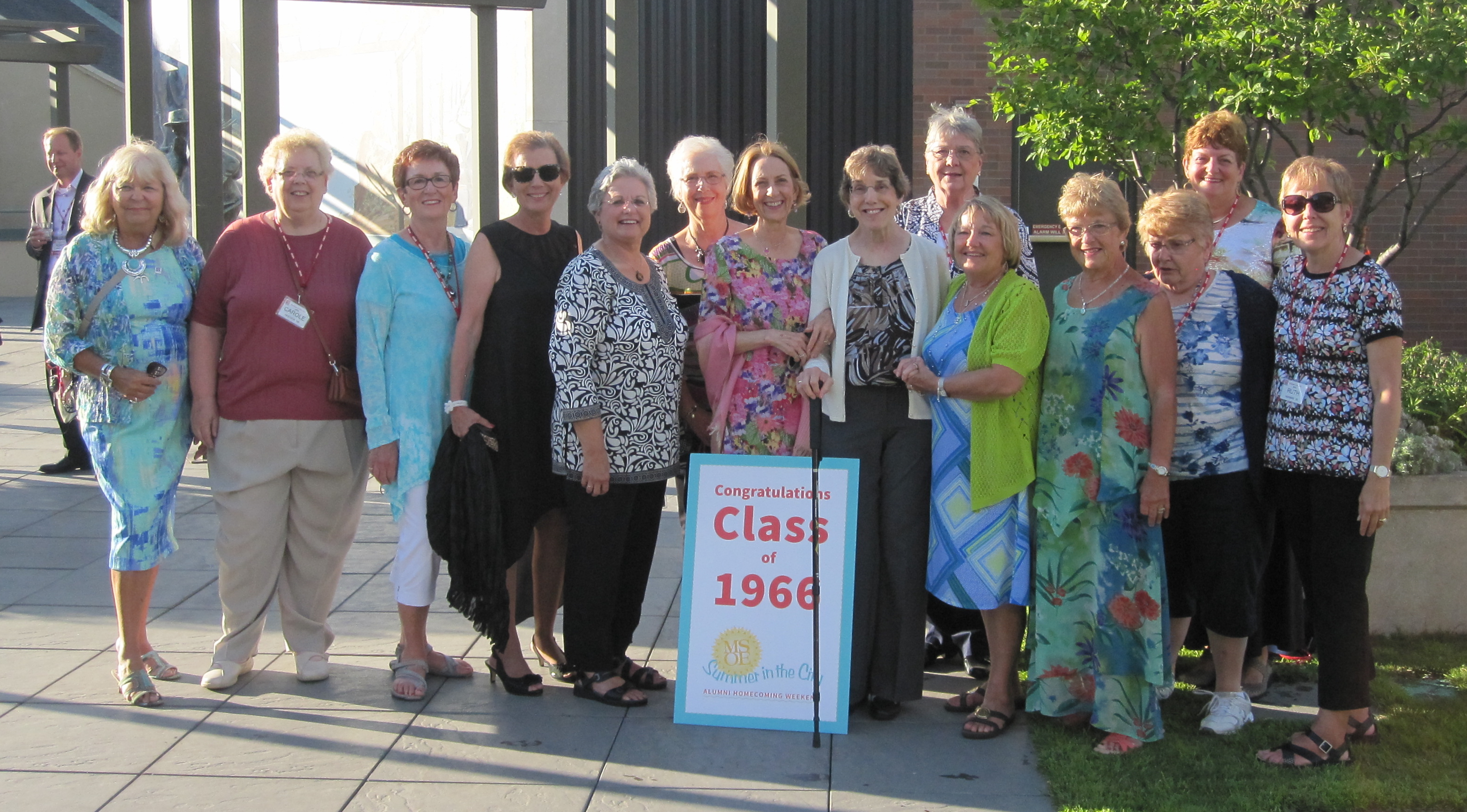 7/16/2016: Here's group attending MSOE 50th Anniversary dinner.  We couldn't stop talking!